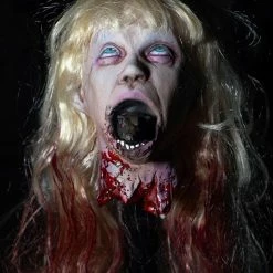 Distortions Rat Girl Beheaded Severed Head Puppet Prop Decorations & Props